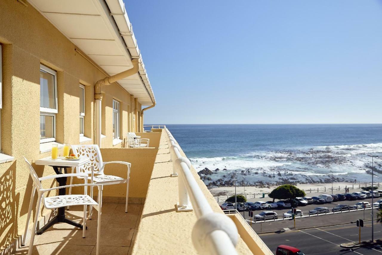 First Group Riviera Suites Cape Town Exterior photo